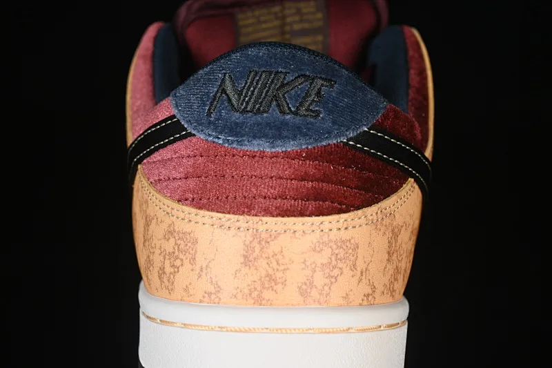 All Categories Nk SB Dunk Series Nk SB Dunk Low Low-top sneakers Nike SB Dunk Low "City of Cinema" Paris Cinema Low-top casual sneakers FZ1278-200